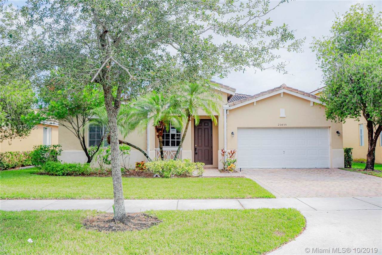20455 8th Ct - Photo 1