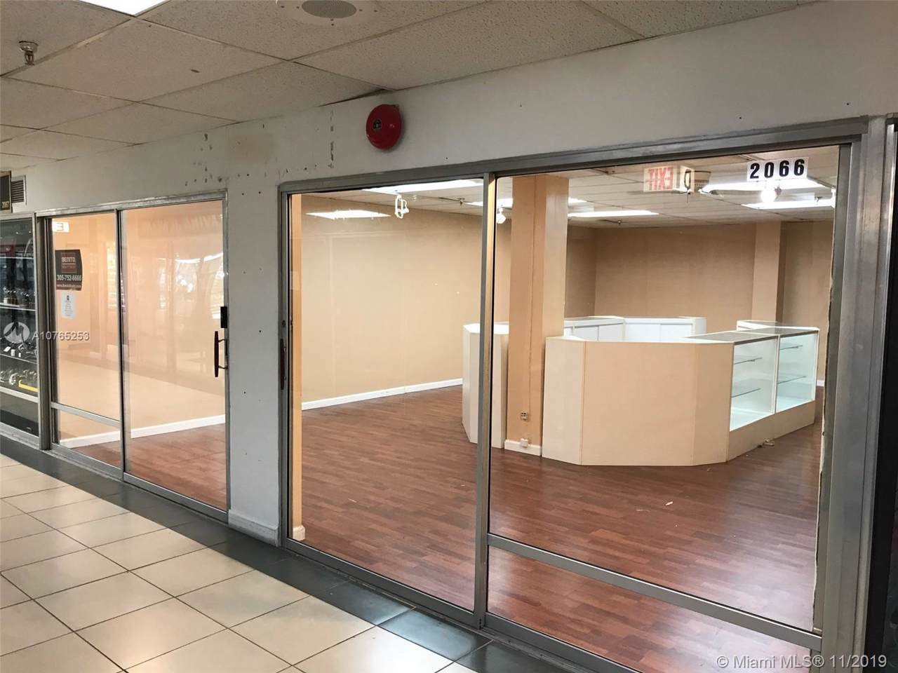 777 72 AVE - Photo 1