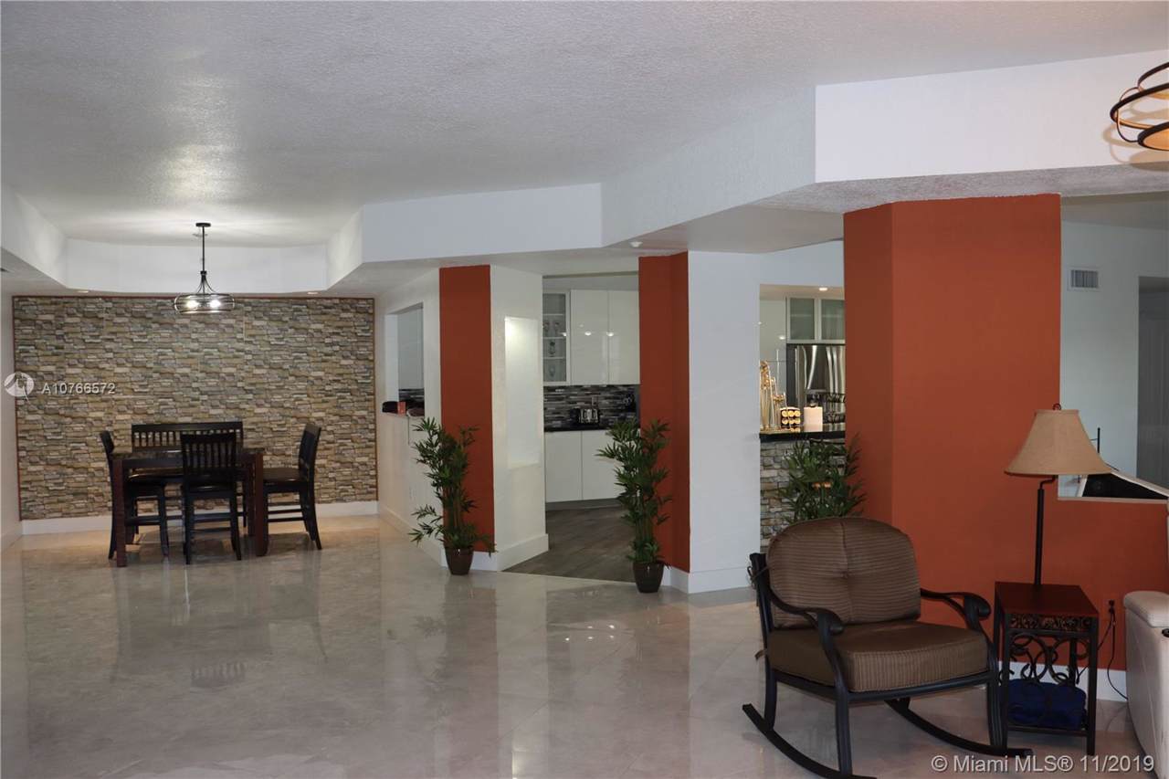 10750 66th St - Photo 1