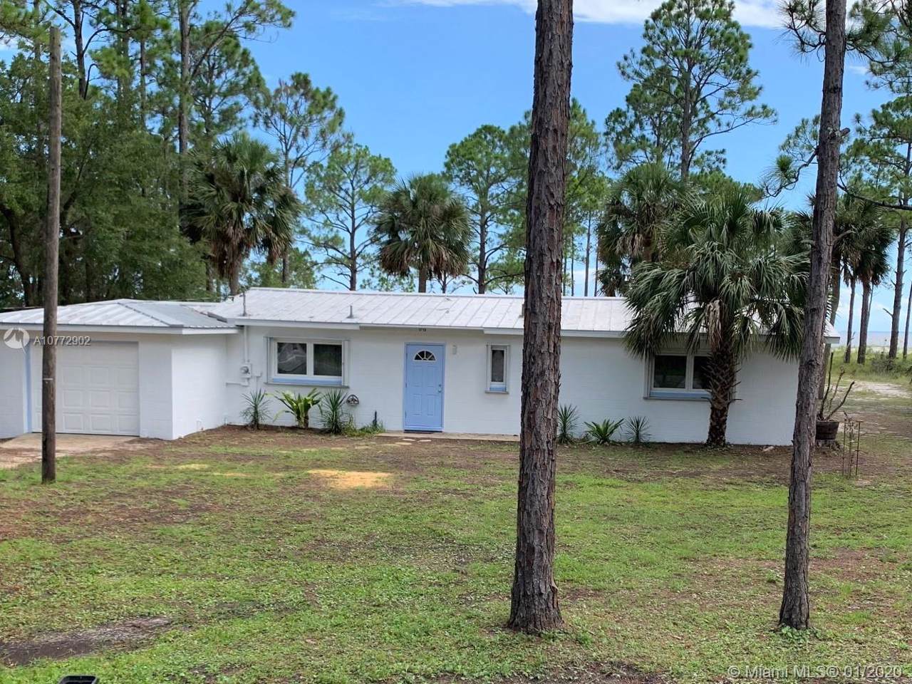 1712 Carrabelle Beach Rd - Photo 1