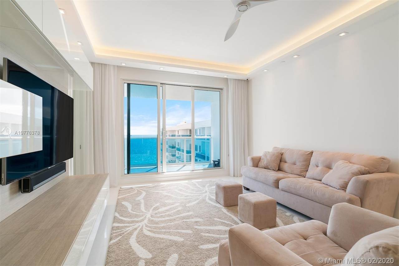 2301 Collins Ave - Photo 1