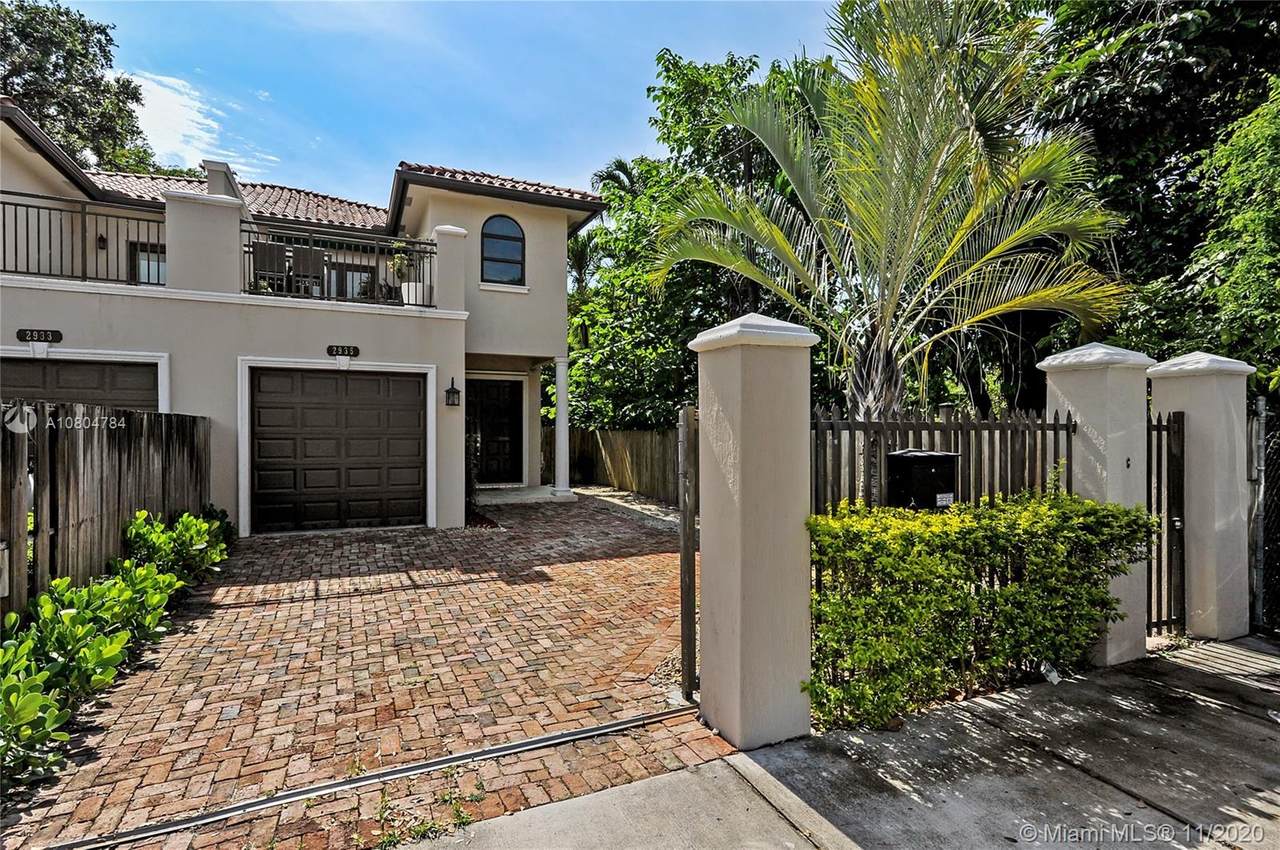 2935 Virginia St - Photo 1