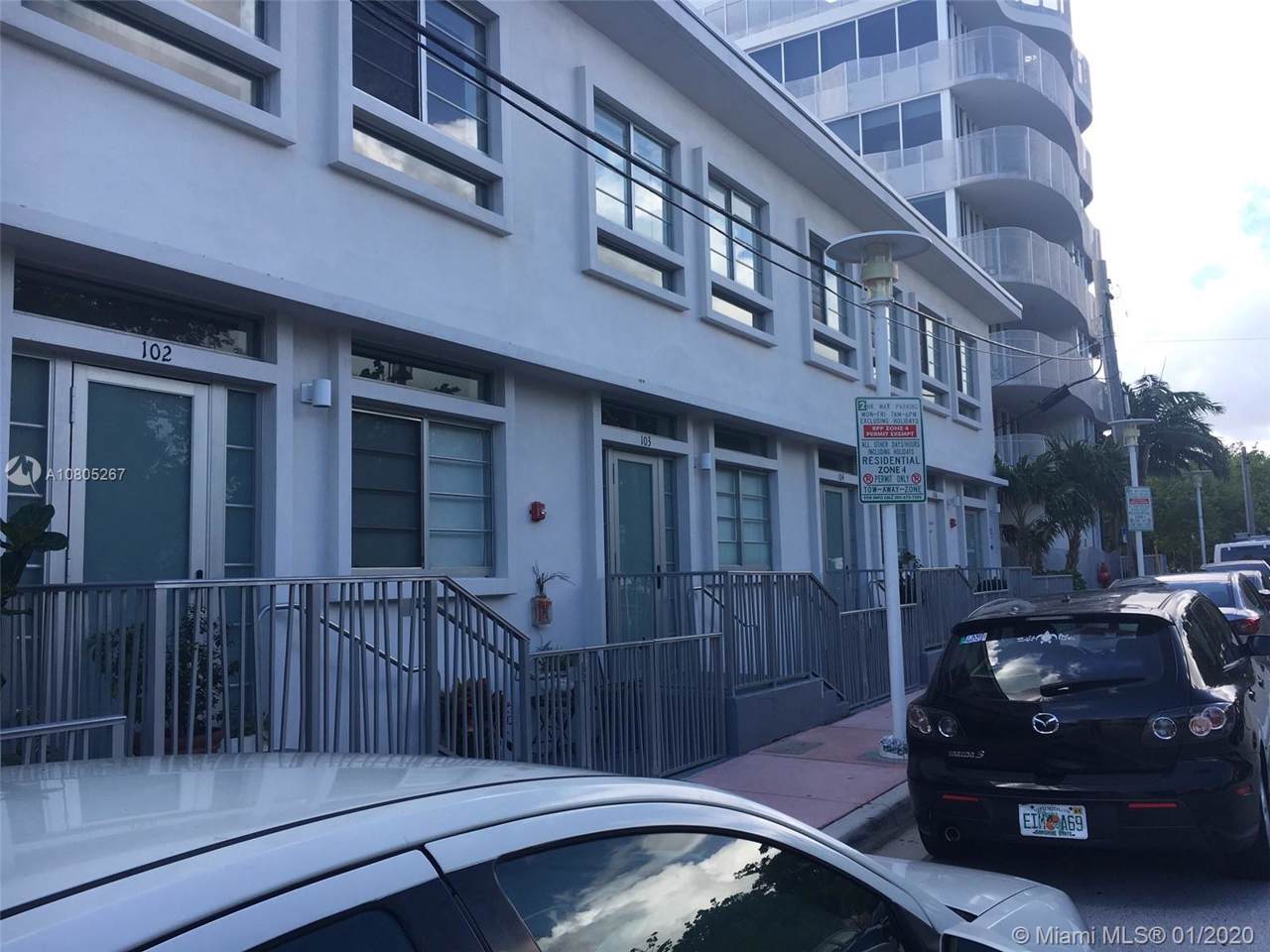2160 Park Ave - Photo 1