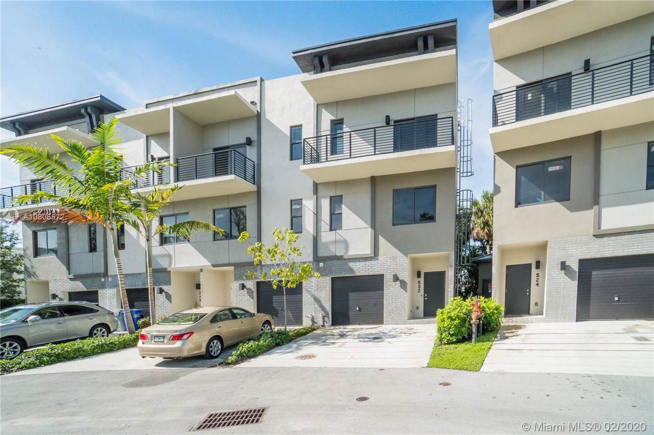 532 1st Circle - Photo 1
