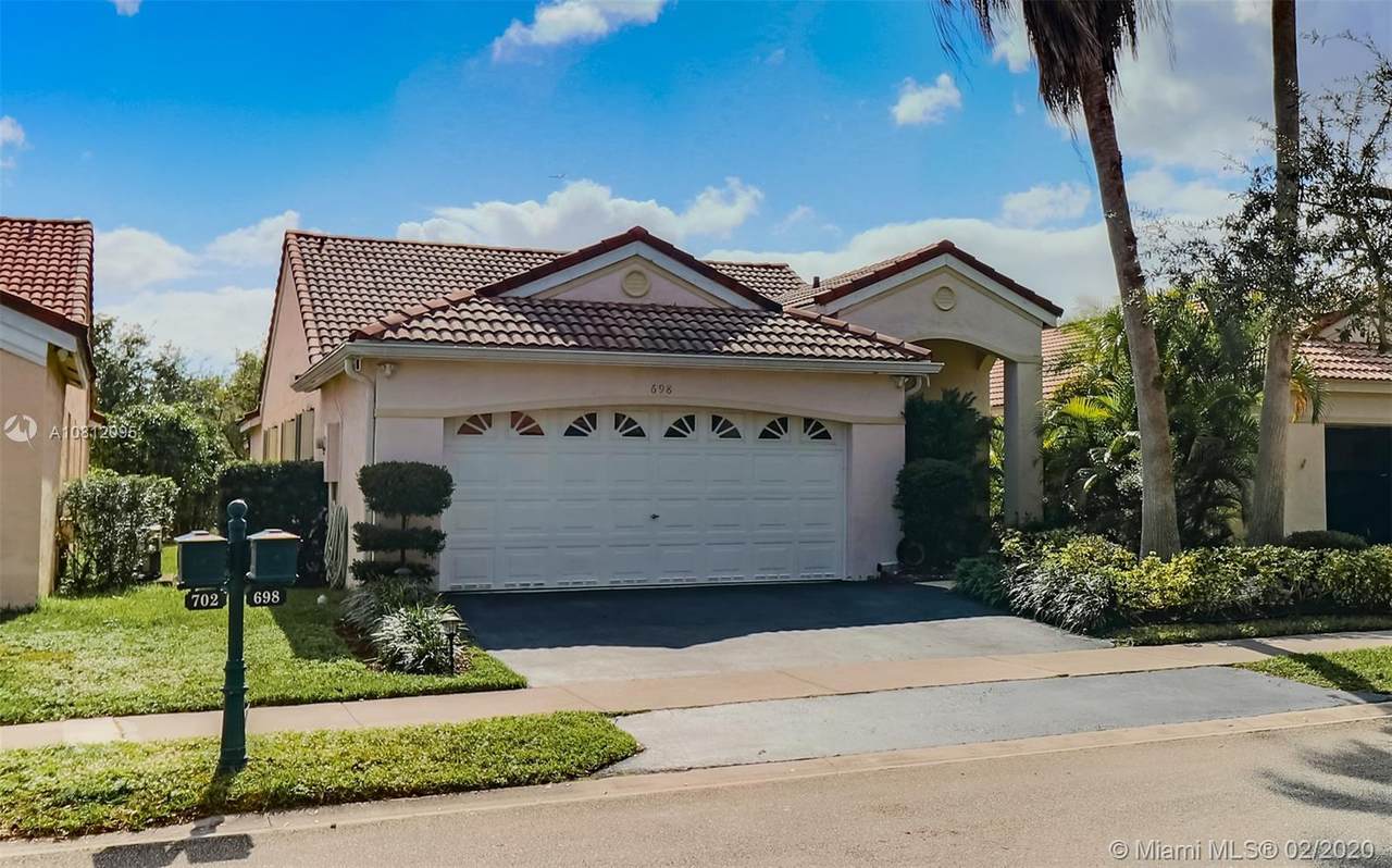 698 San Remo Dr - Photo 1