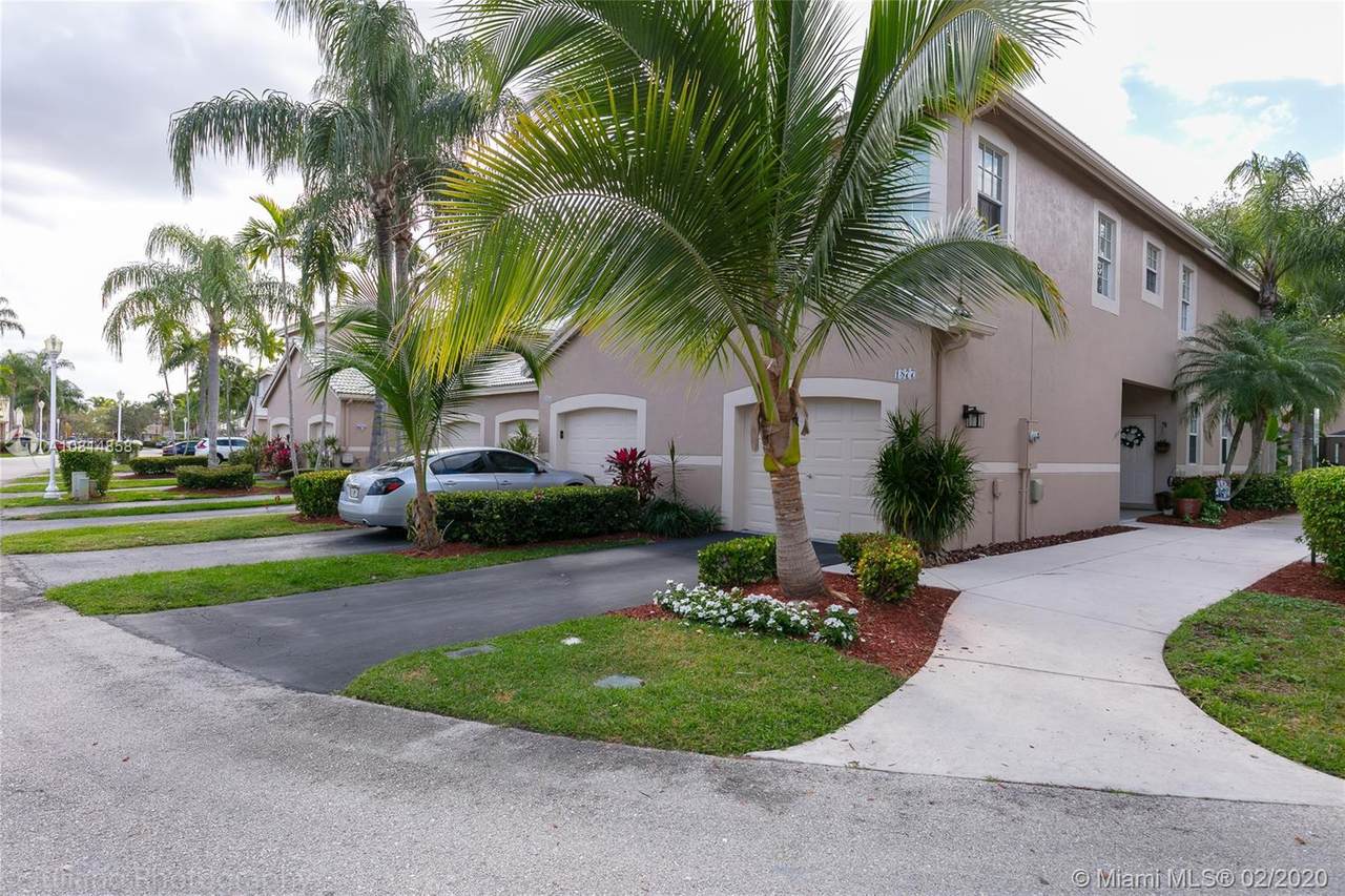 1877 Salerno Cir - Photo 1