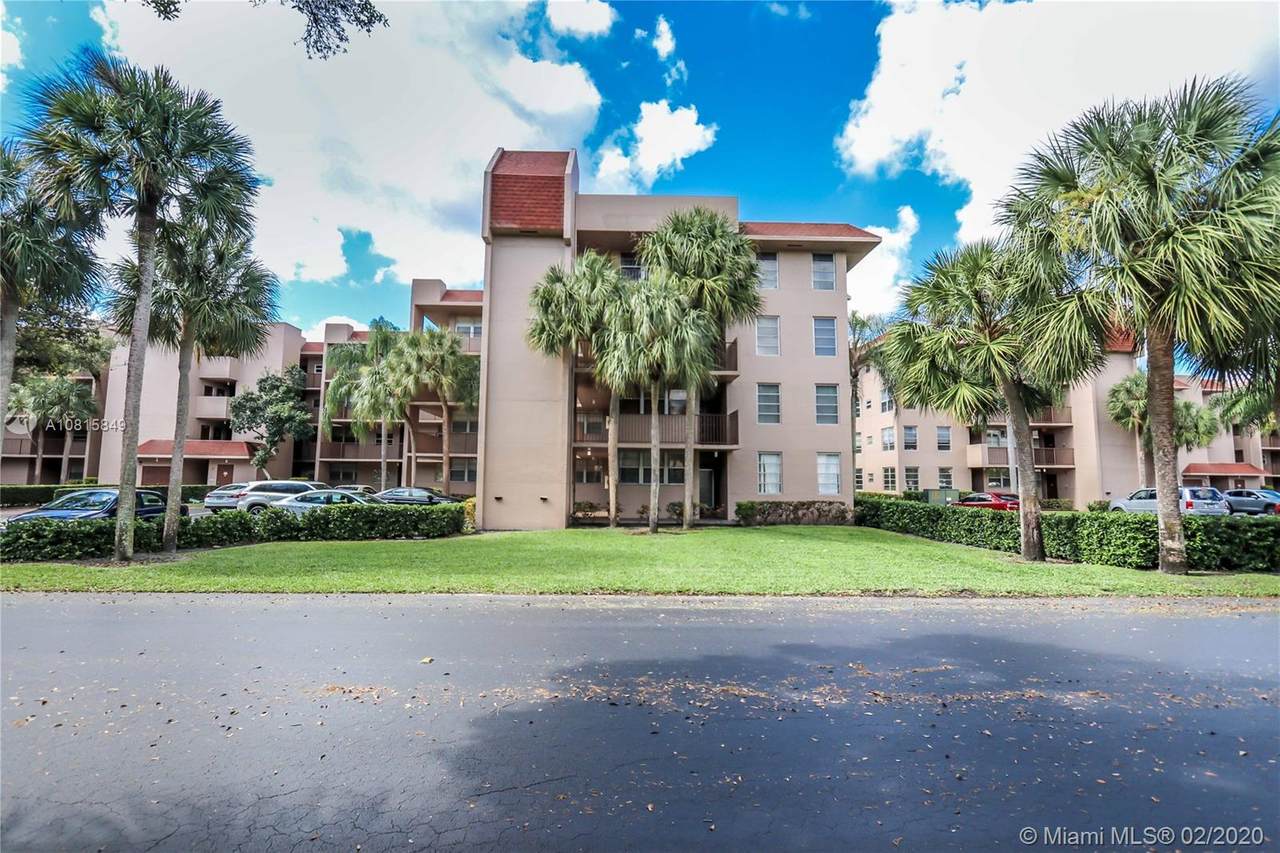 1931 Sabal Palm Dr - Photo 1