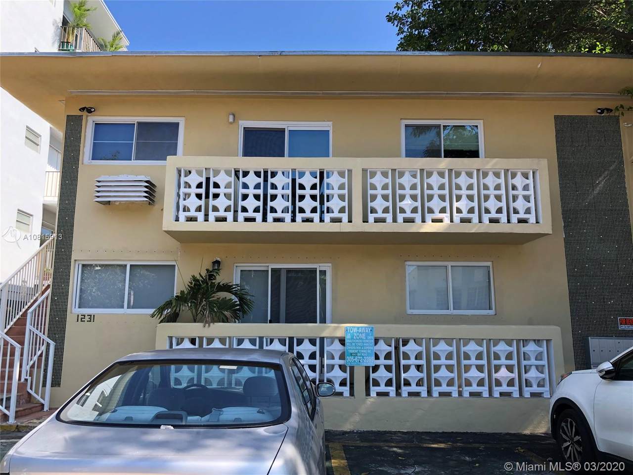 1231 Pennsylvania Ave - Photo 1