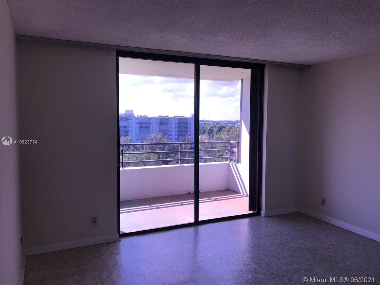 500 Three Islands Blvd - Photo 1