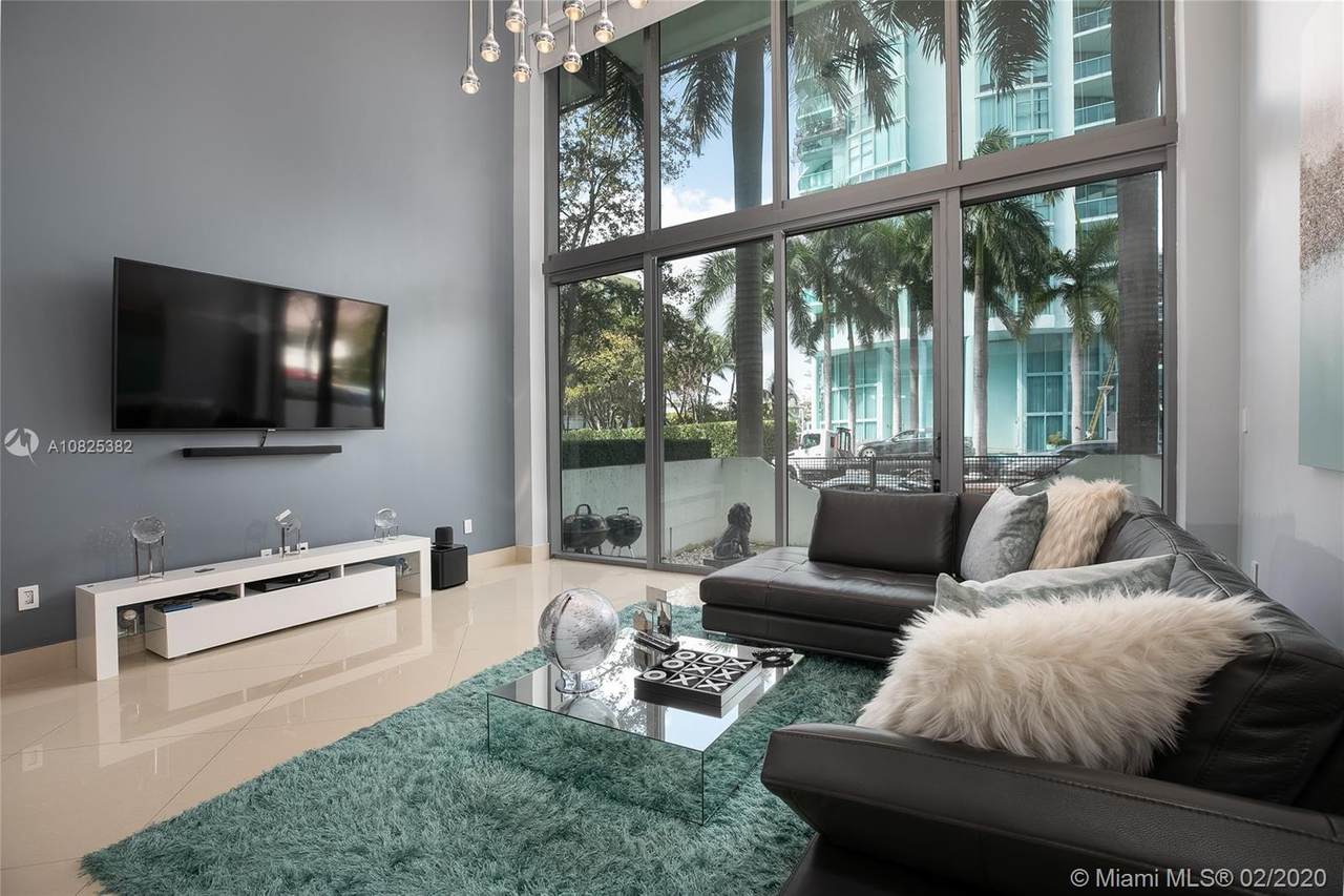 6000 Collins Ave - Photo 1