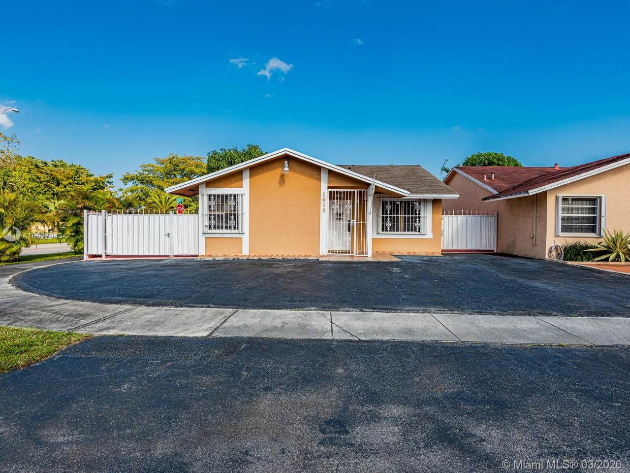 1615 137th Pl - Photo 1