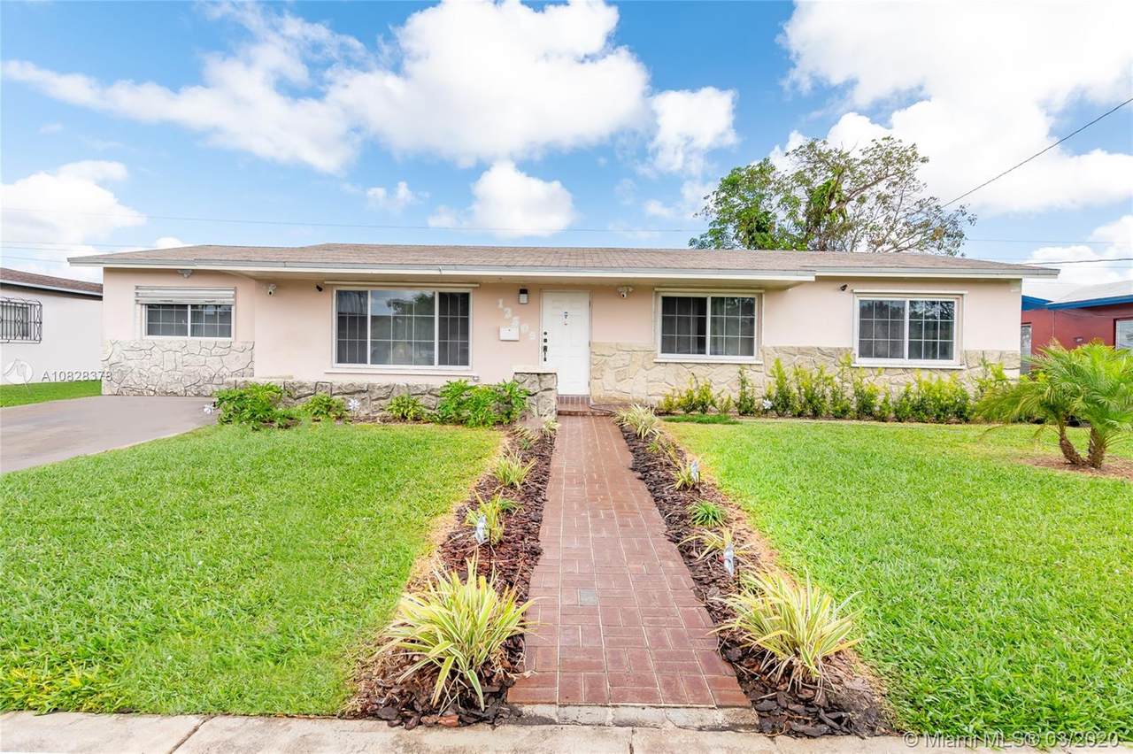 12505 33rd St - Photo 1