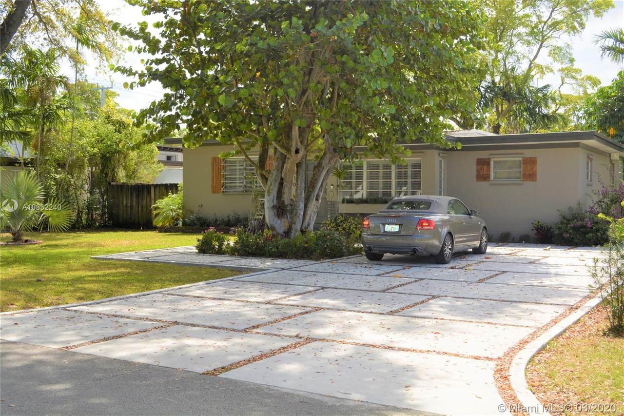 510 Raven Avenue - Photo 1