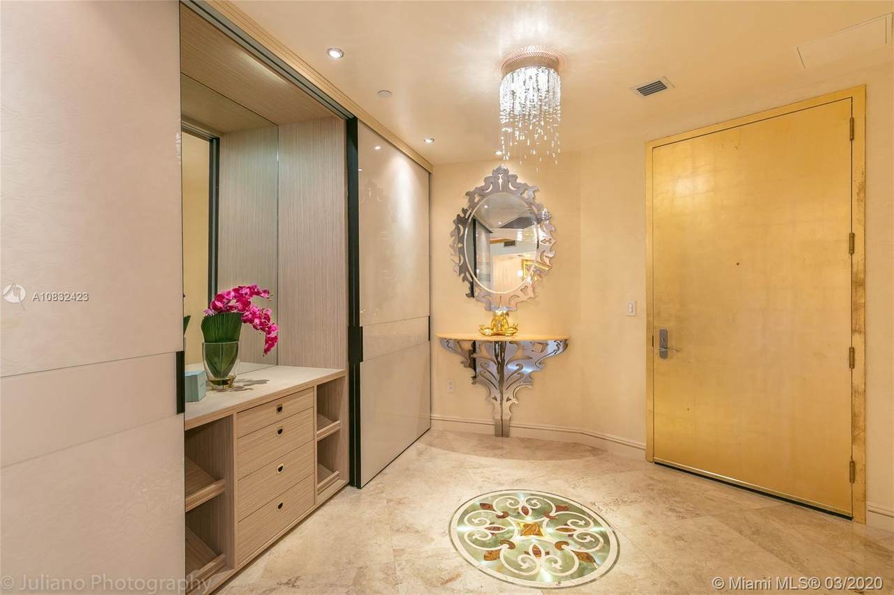 15901 Collins Ave - Photo 1