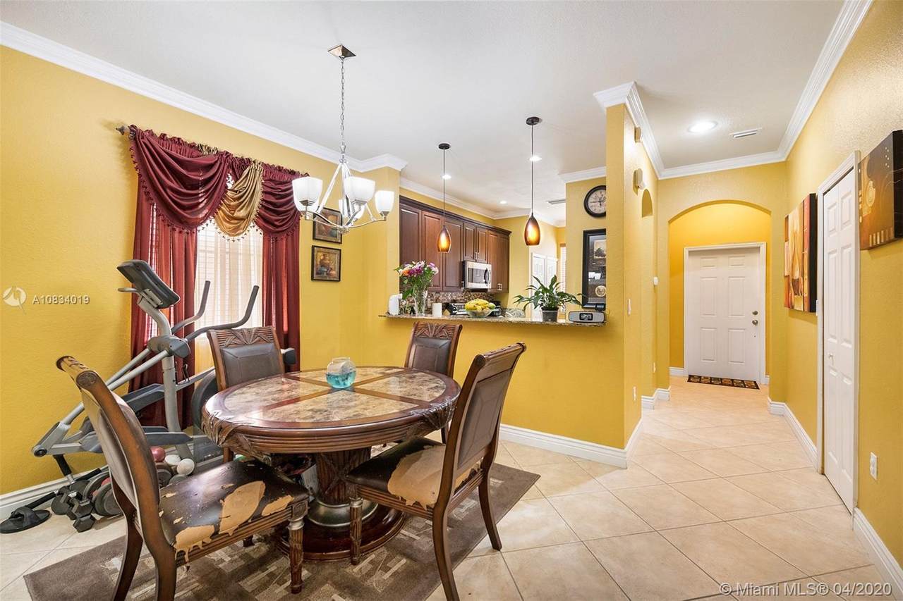 8919 18 St - Photo 1
