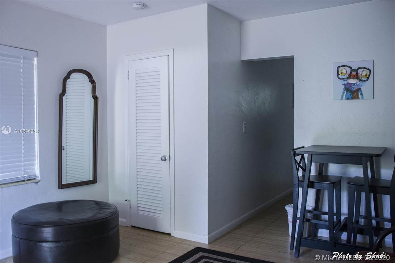 618 8th Ave - Photo 1