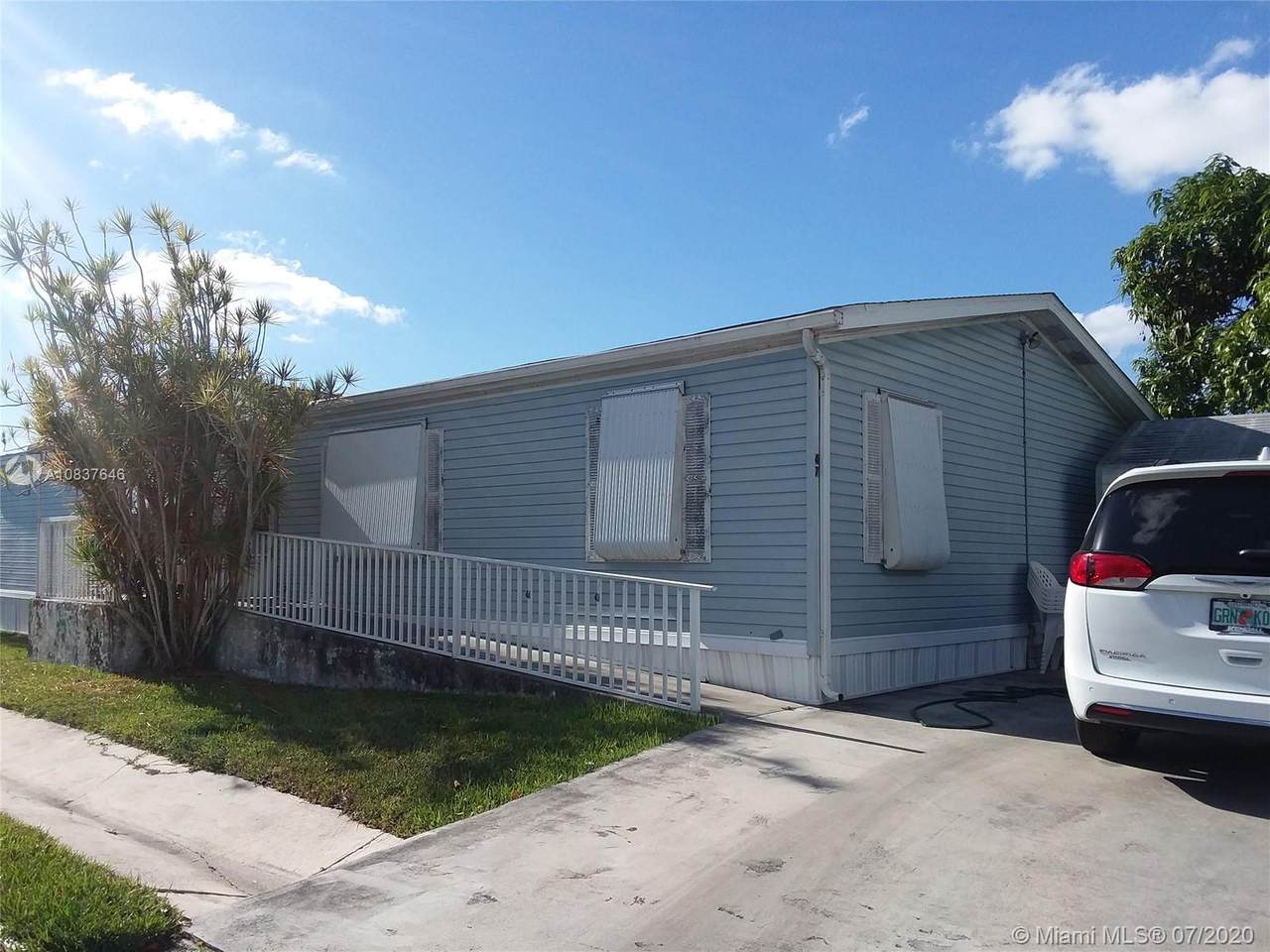 35250 177Ct Lot 47 - Photo 1