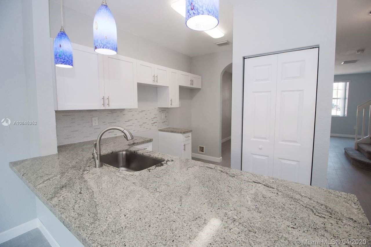 3355 13 Circle Dr - Photo 1 3355 13 Circle Dr - Photo 1