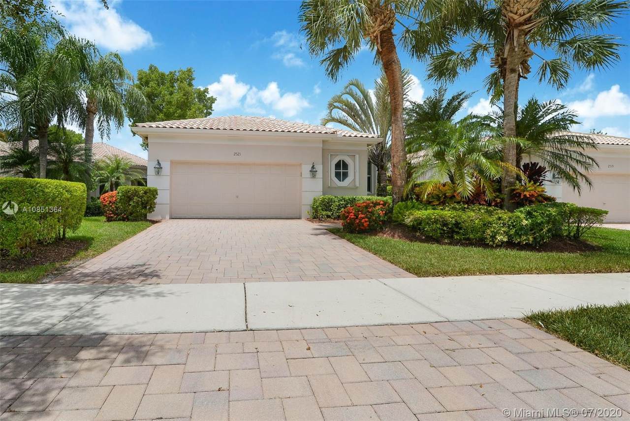 2521 Bay Pointe Ct - Photo 1