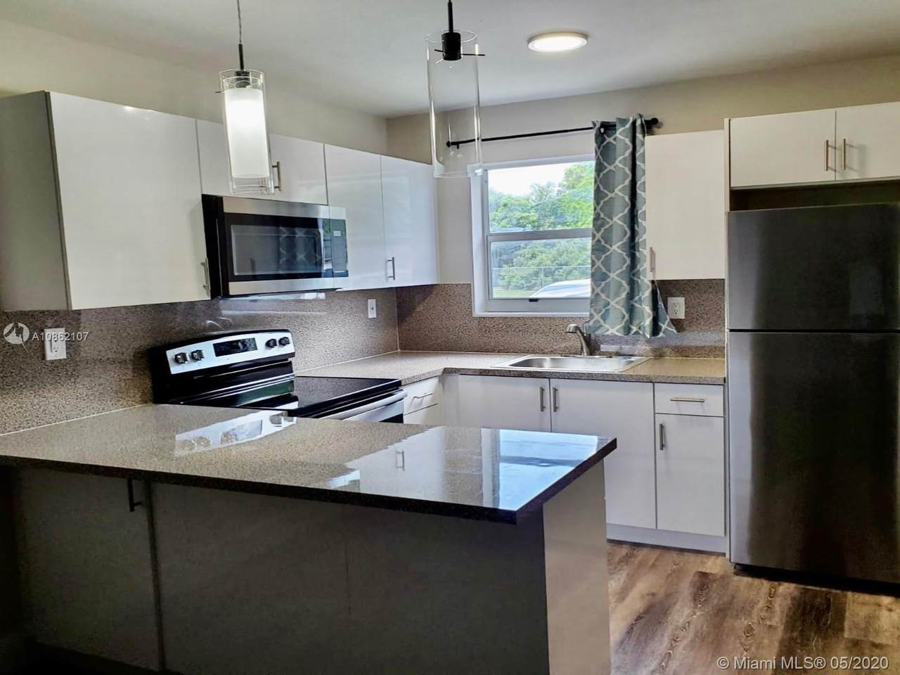 954 24th Ave - Photo 1