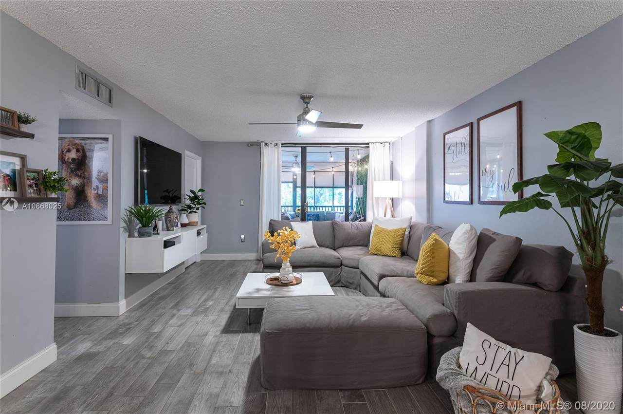 2806 46th Ave - Photo 1