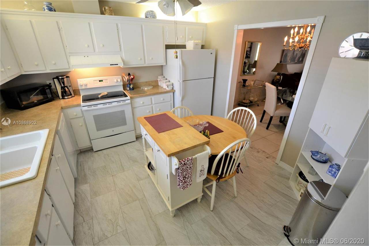 167 Amherst Ln - Photo 1