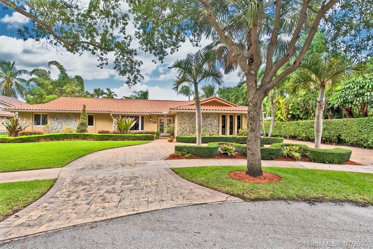 6751 Gleneagle Dr - Photo 1