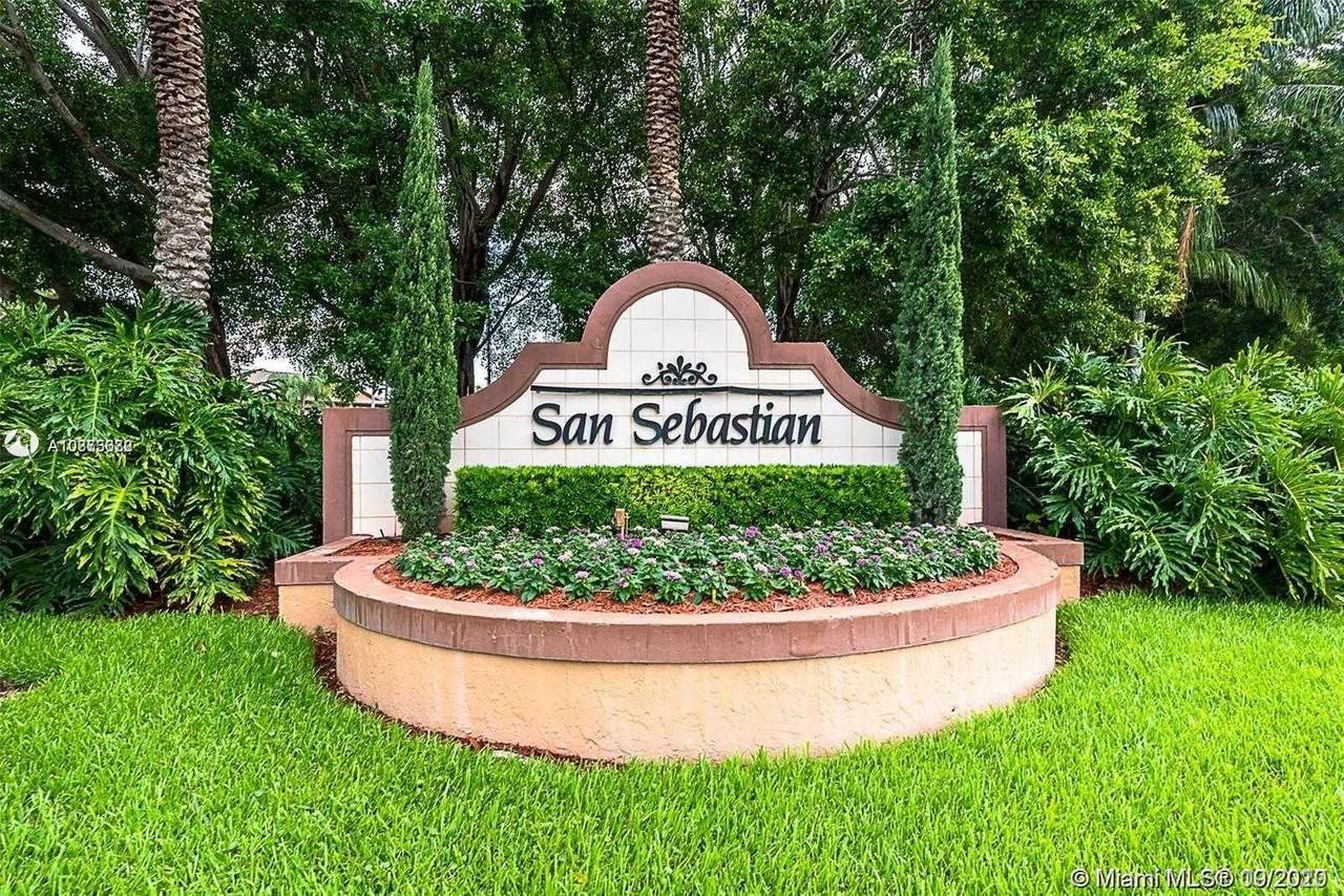 1556 Mira Vista Cir - Photo 1