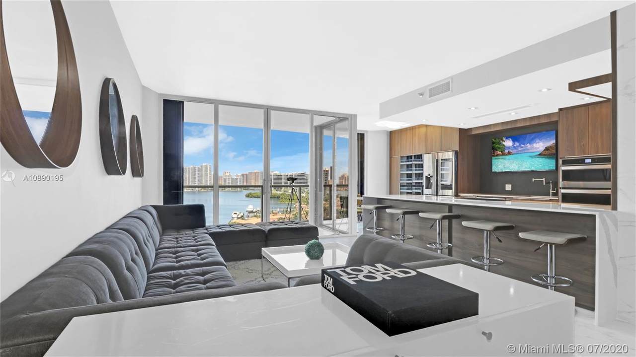 4000 Island Blvd - Photo 1