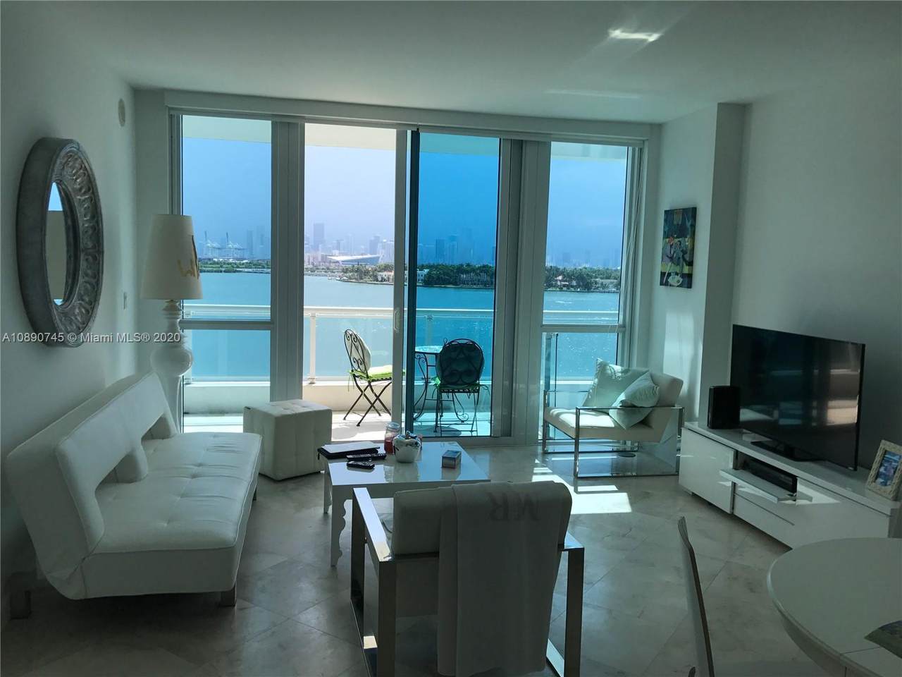 540 West Ave - Photo 1