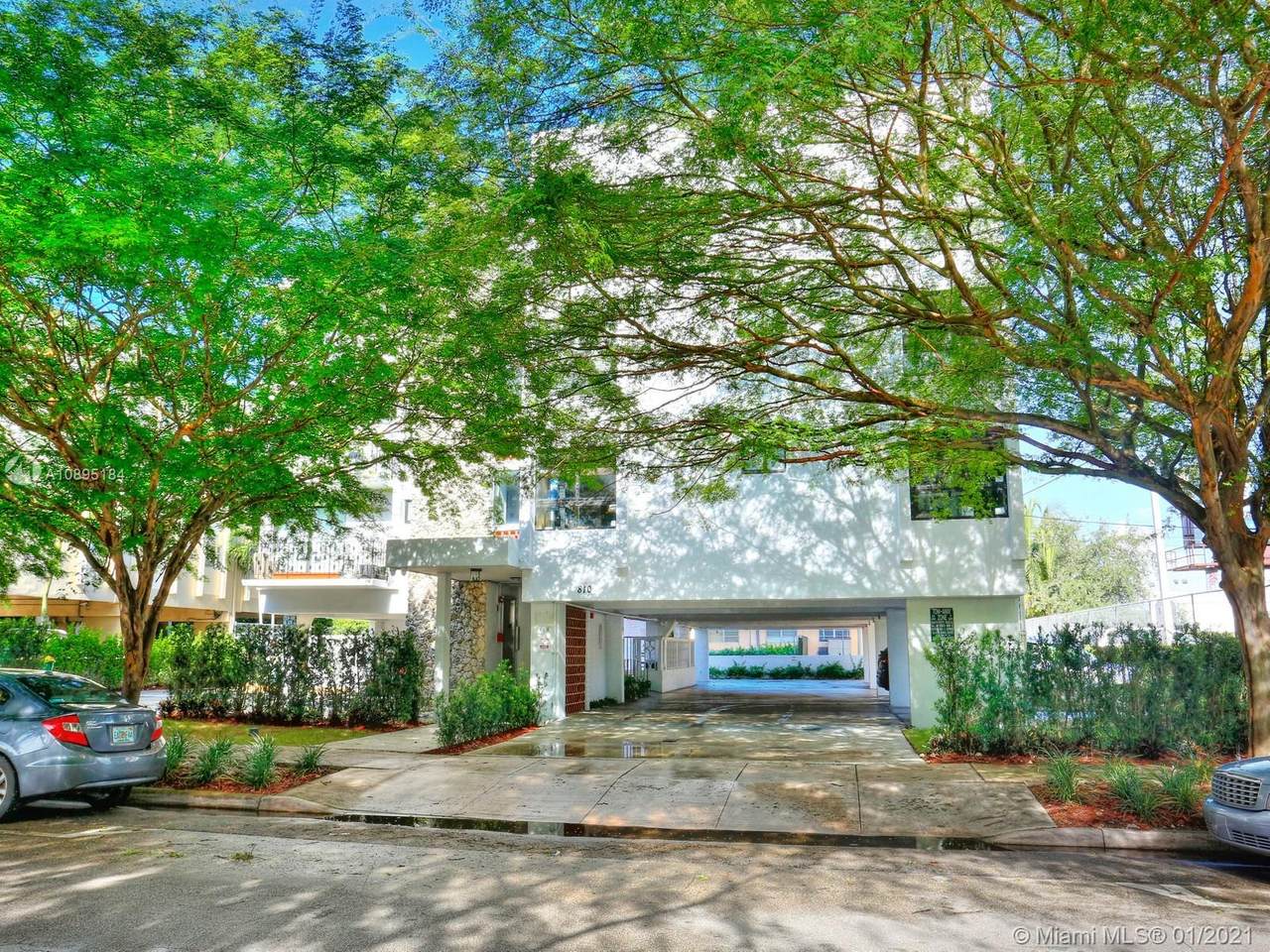 810 Salzedo St - Photo 1