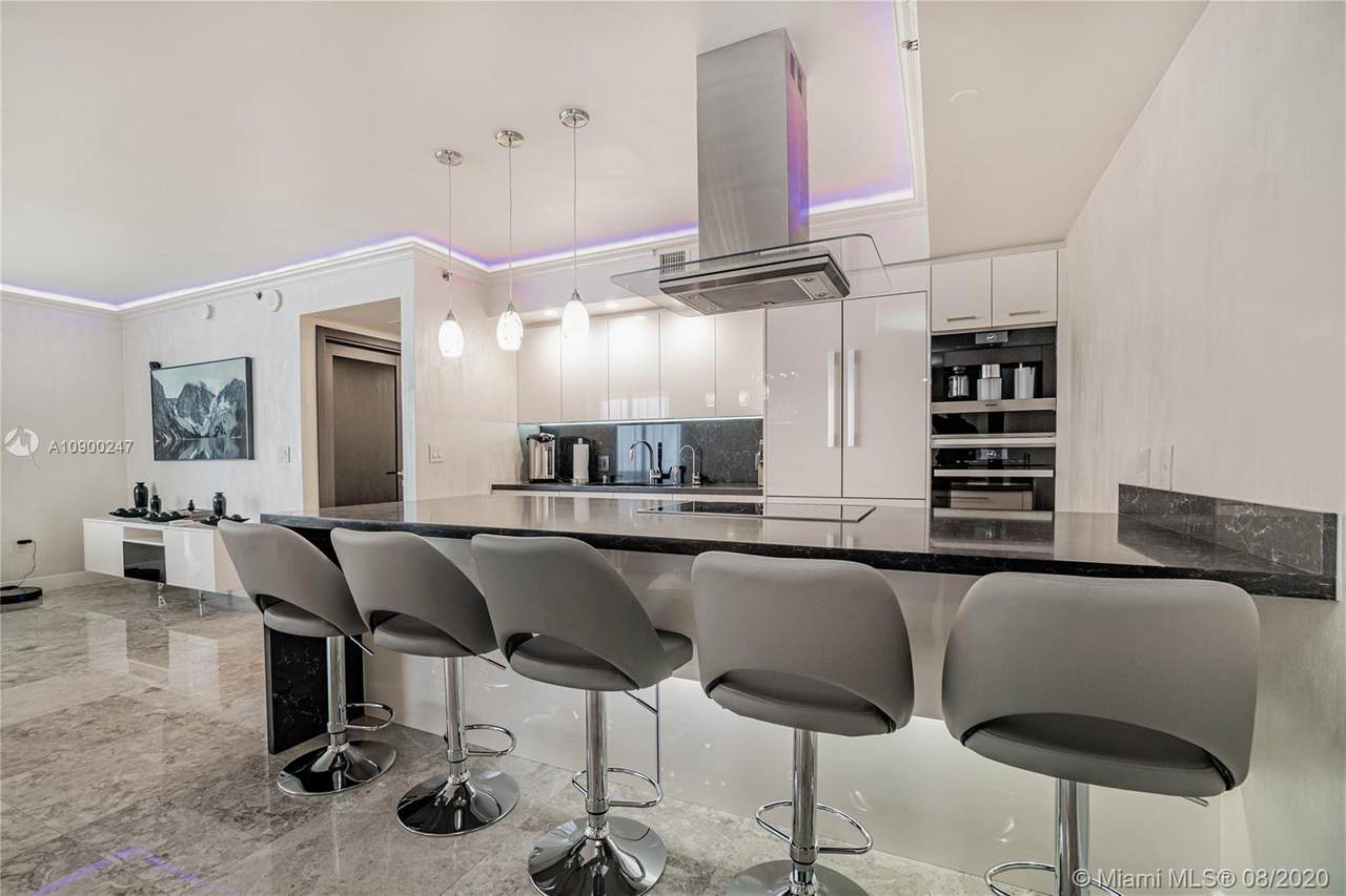 1800 Ocean Dr - Photo 1