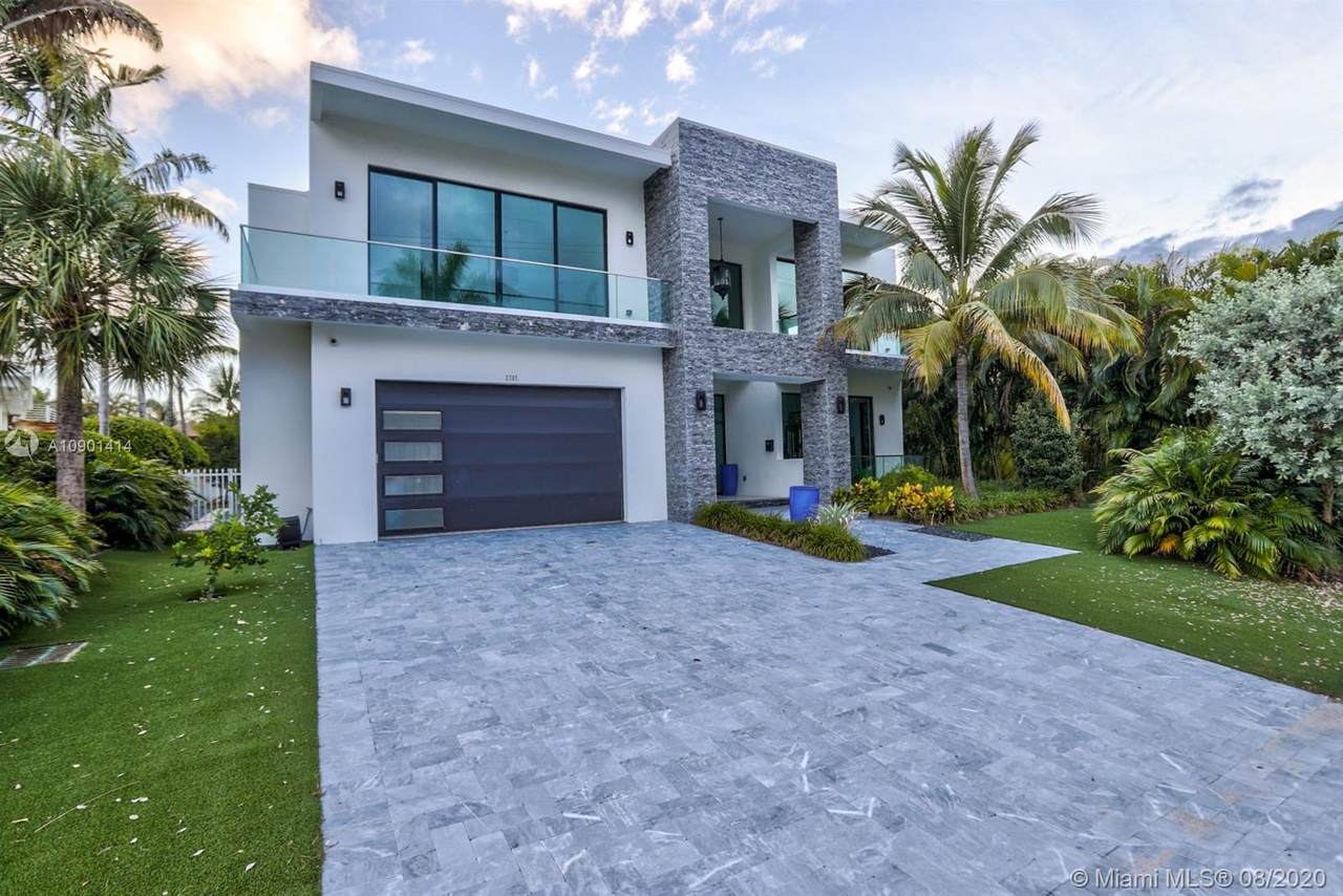 2707 Sea Island Dr - Photo 1