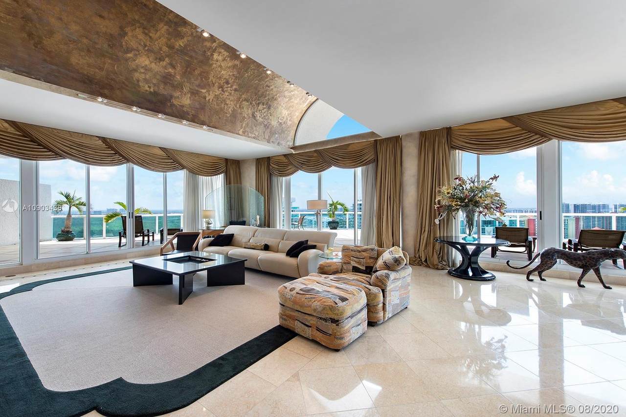 16400 Collins Ave - Photo 1