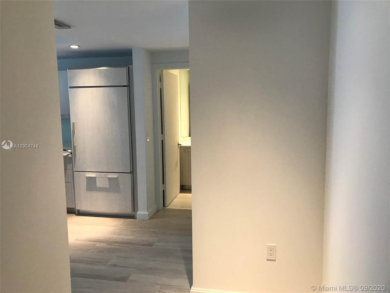 55 9th St - Photo 1