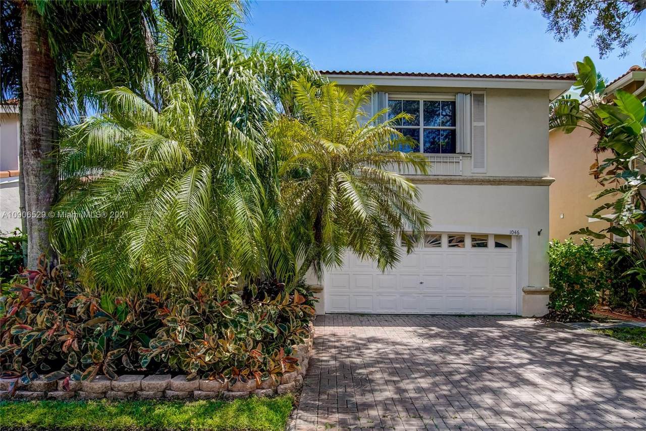 1046 Satinleaf St - Photo 1