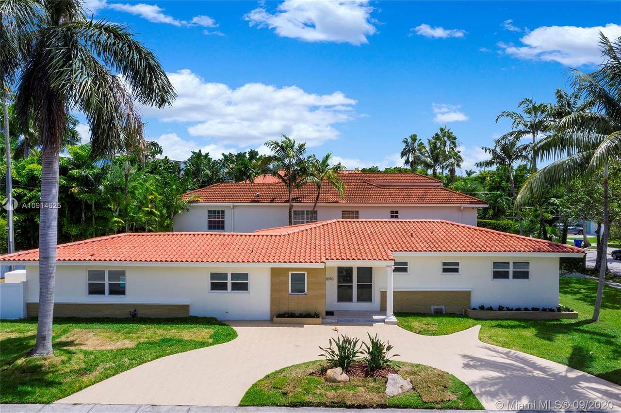 1890 Bayshore Dr - Photo 1