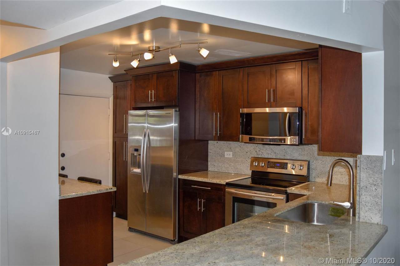 1690 191st St - Photo 1