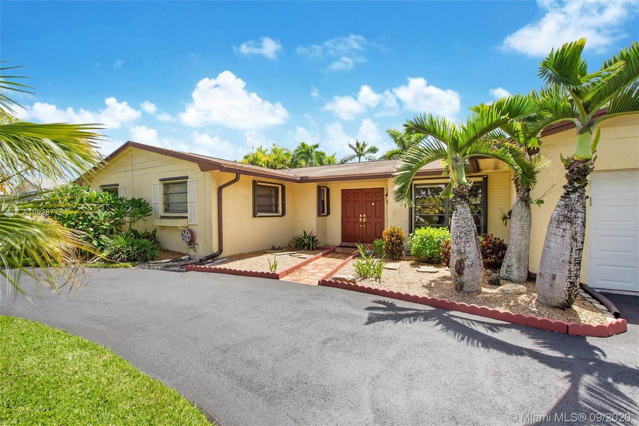 14100 Kendale Lakes Blvd - Photo 1