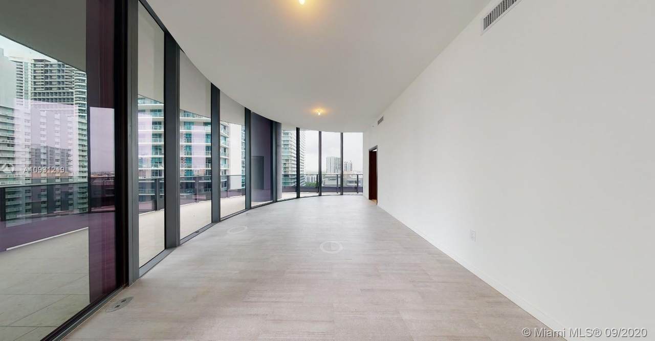 1000 Brickell Plaza - Photo 1