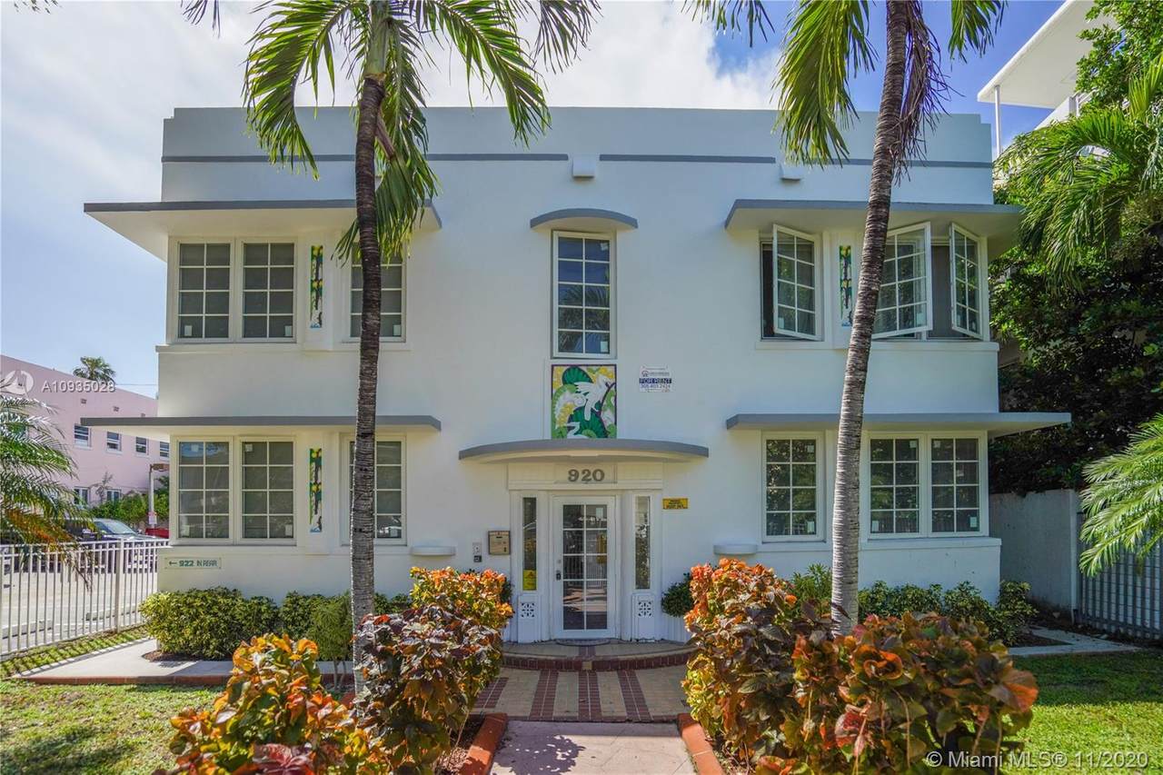 920 Pennsylvania Ave - Photo 1