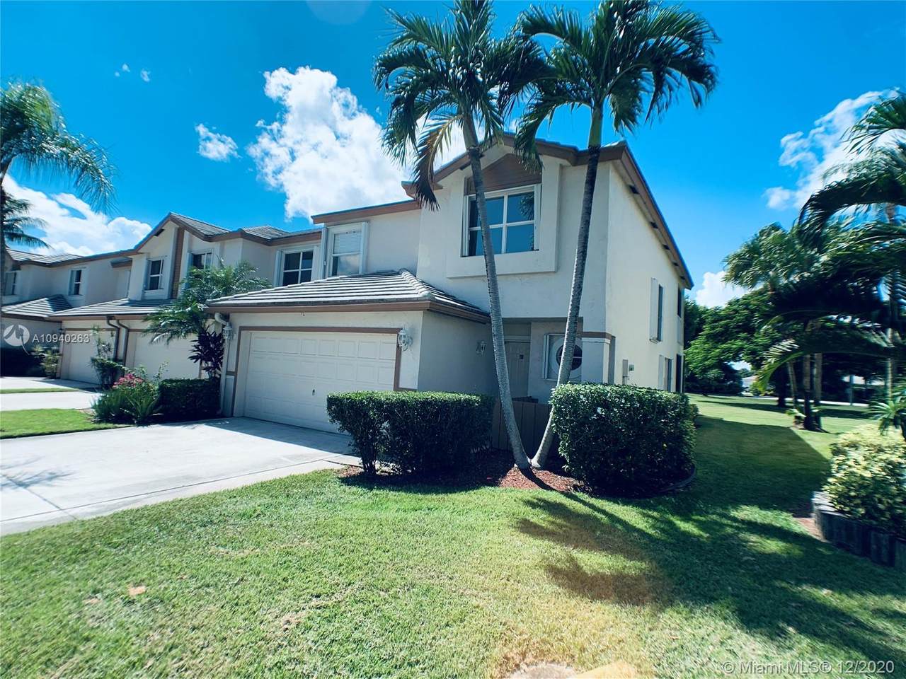 7721 Stone Harbour Dr - Photo 1