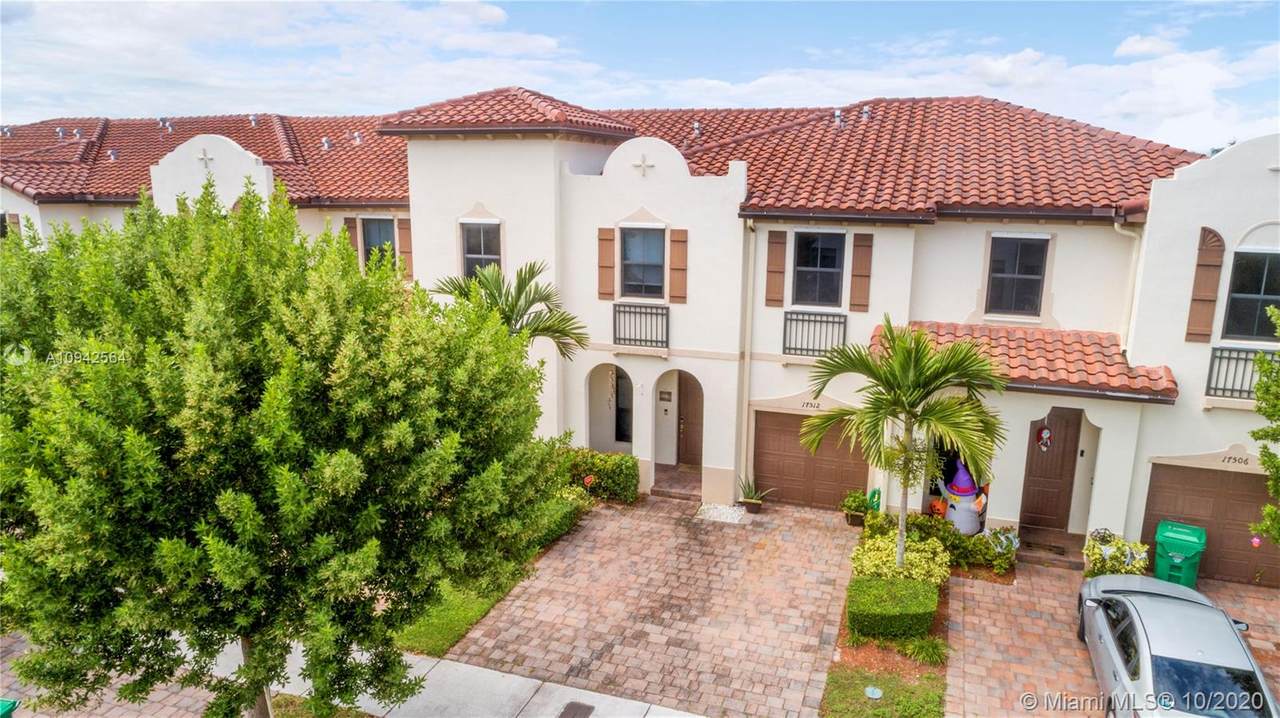 17512 153rd Ct - Photo 1
