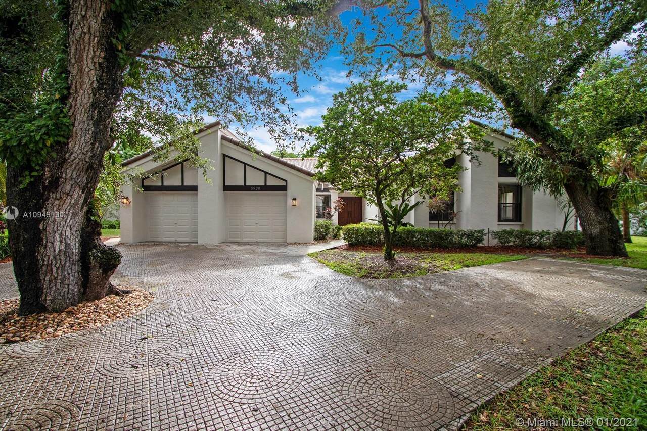 5920 33rd Ln - Photo 1