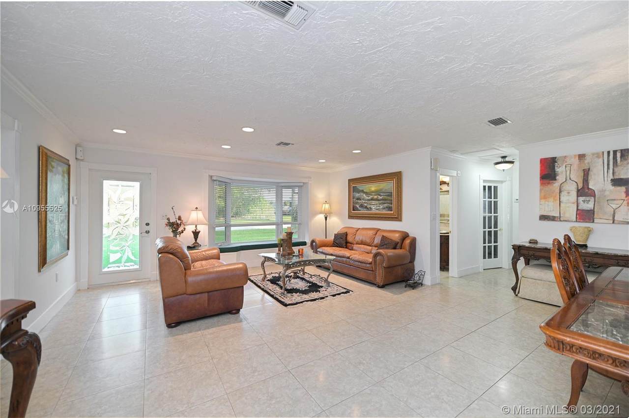 16880 84th Ave - Photo 1