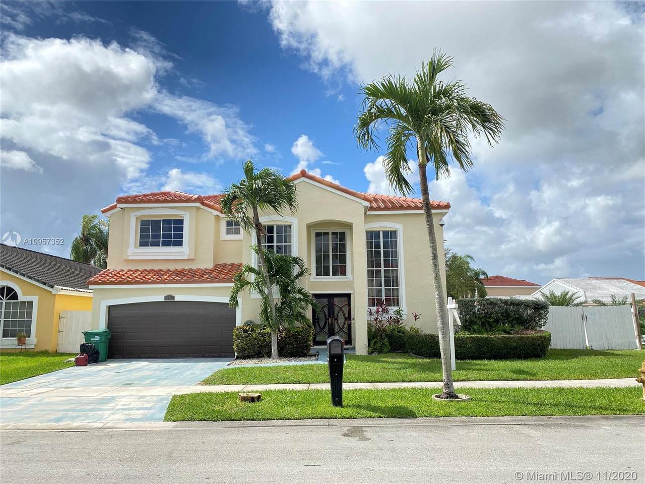9930 155th Ave - Photo 1