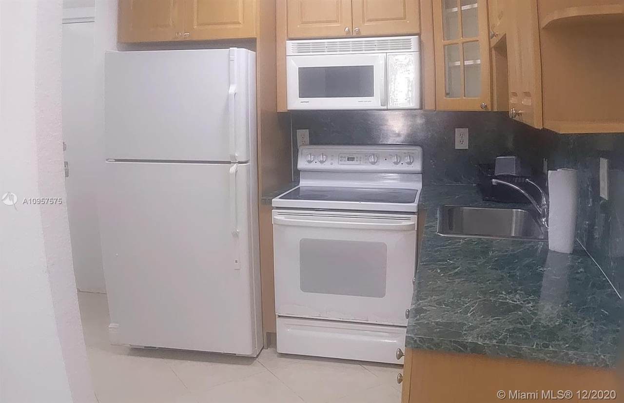 17620 Atlantic Blvd - Photo 1