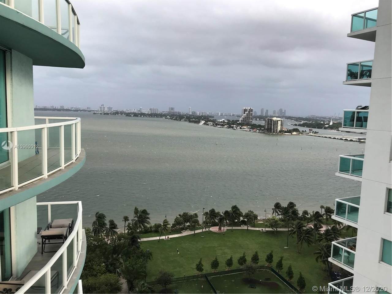 1900 Bayshore Dr - Photo 1