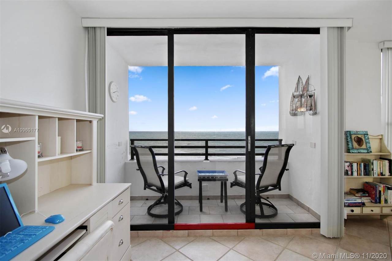 3505 Ocean Dr - Photo 1