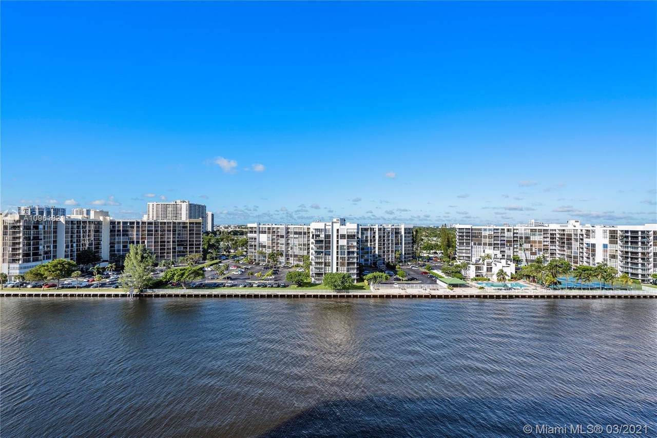 3000 Ocean Dr - Photo 1